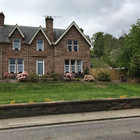 Cromarty View Guest House Accommodations & B&B Dingwall Exteriör bild