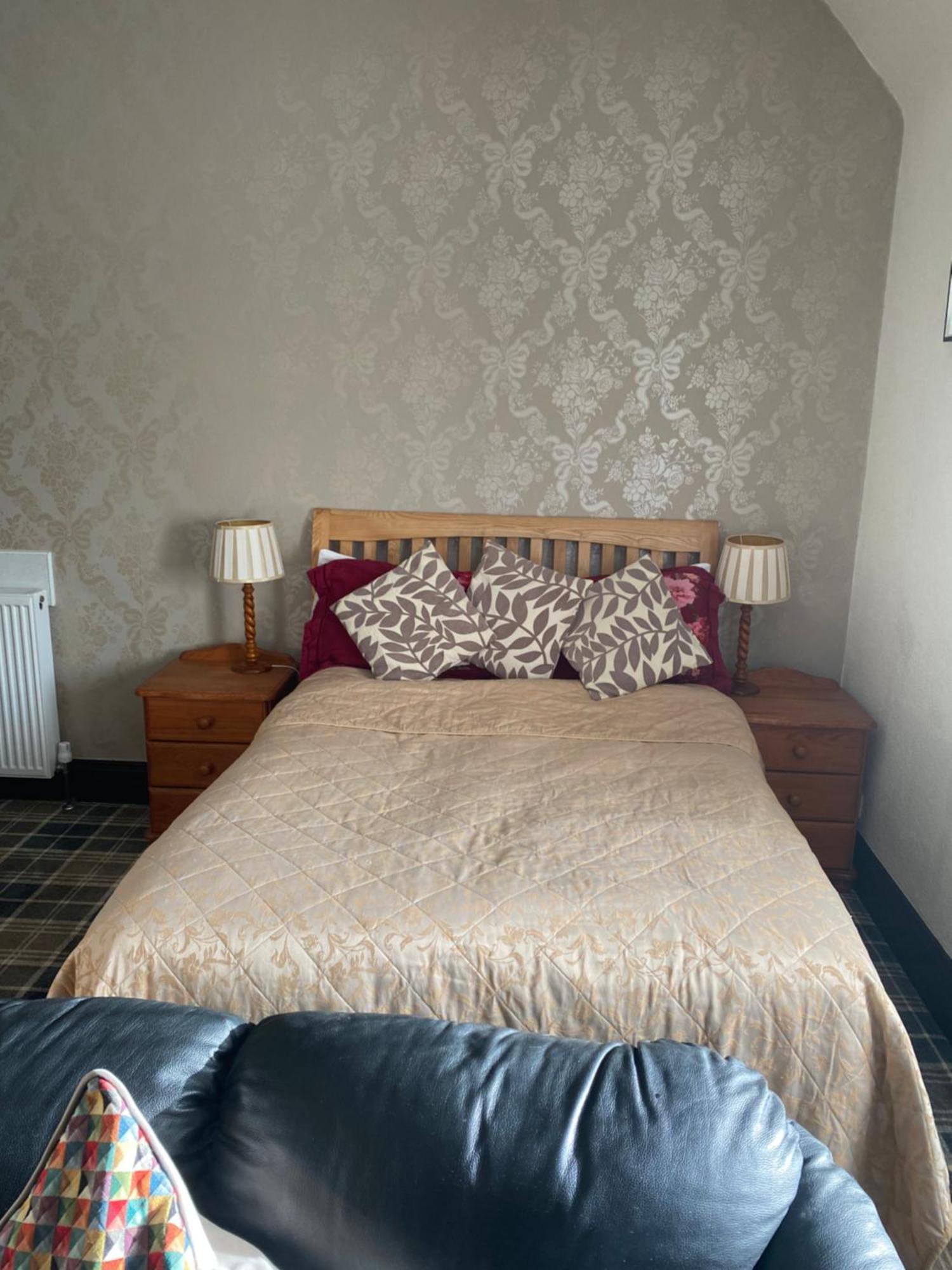 Cromarty View Guest House Accommodations & B&B Dingwall Exteriör bild