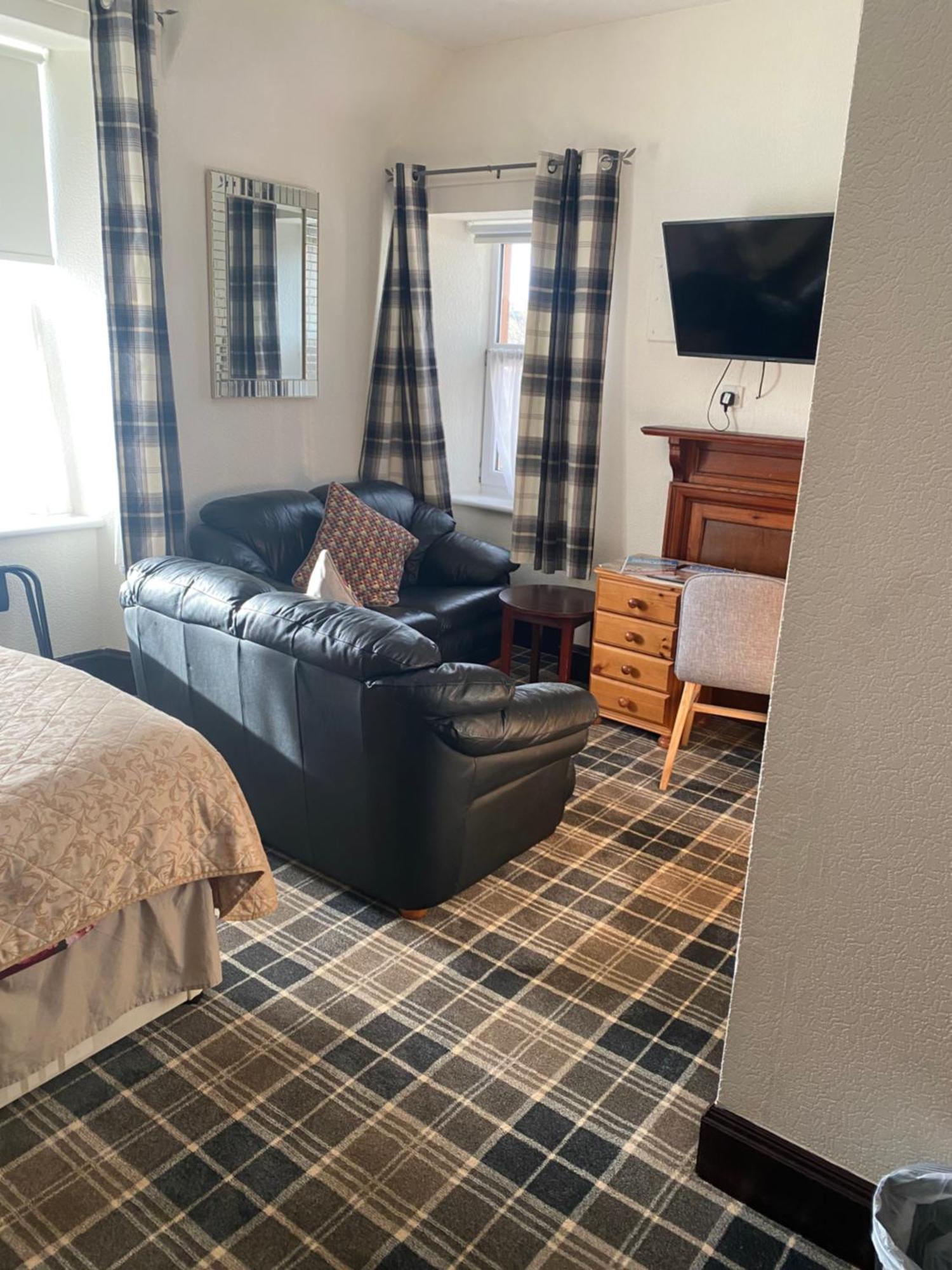 Cromarty View Guest House Accommodations & B&B Dingwall Exteriör bild