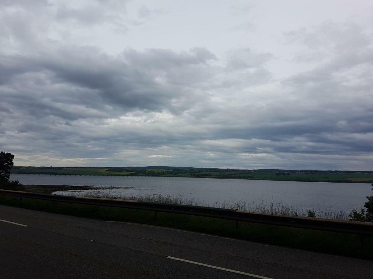 Cromarty View Guest House Accommodations & B&B Dingwall Exteriör bild